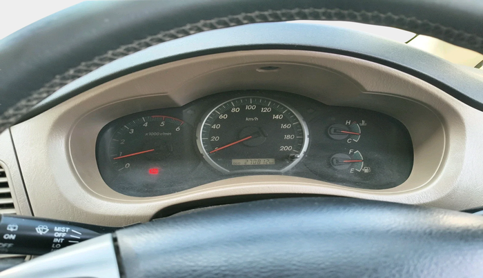 2015 Toyota Innova 2.5 VX 8 STR, Diesel, Manual, 2,70,812 km, interior