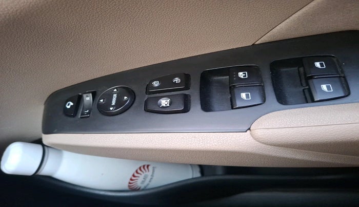 2017 Hyundai Verna 1.6 VTVT SX, Petrol, Manual, 81,894 km, interior