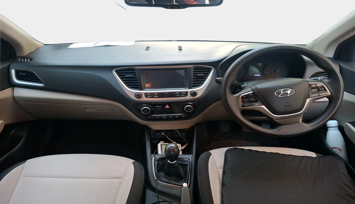 2017 Hyundai Verna 1.6 VTVT SX, Petrol, Manual, 81,894 km, interior