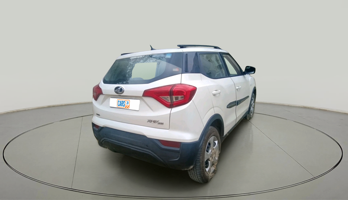2022 Mahindra XUV300 W6 1.5 DIESEL AMT, Diesel, Automatic, 57,067 km, exterior