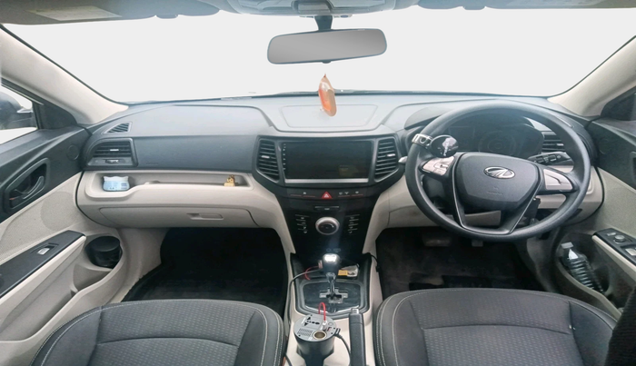 2022 Mahindra XUV300 W6 1.5 DIESEL AMT, Diesel, Automatic, 57,067 km, interior