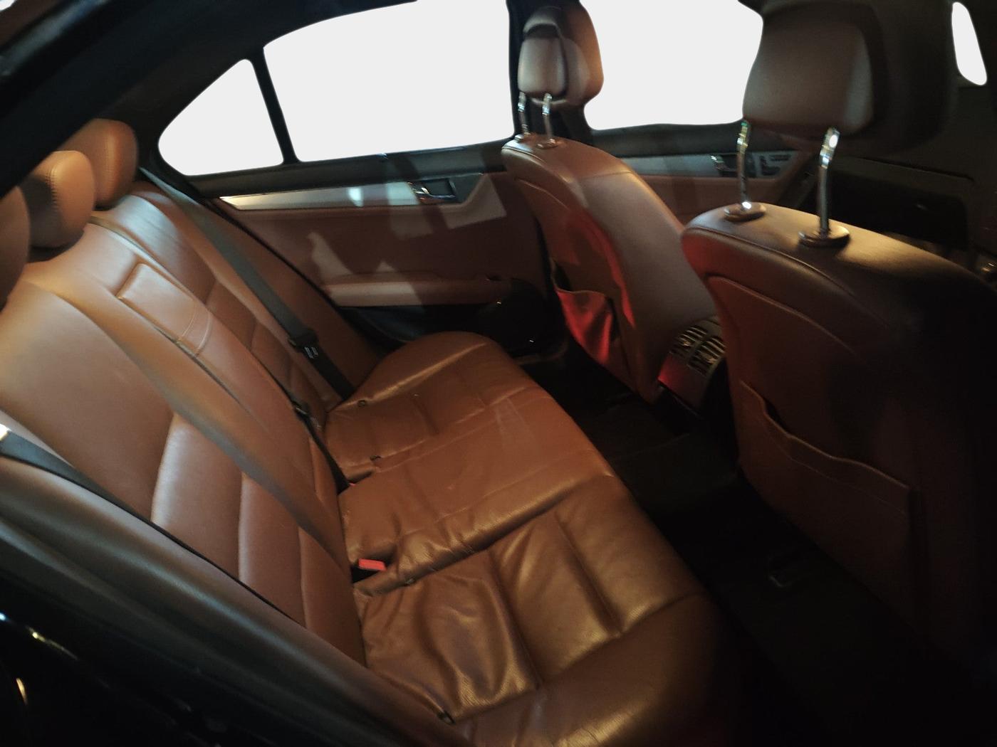 2010 Mercedes Benz C Class 200 CGI AVANTGARDE, Petrol, Automatic, 56,092 km, interior