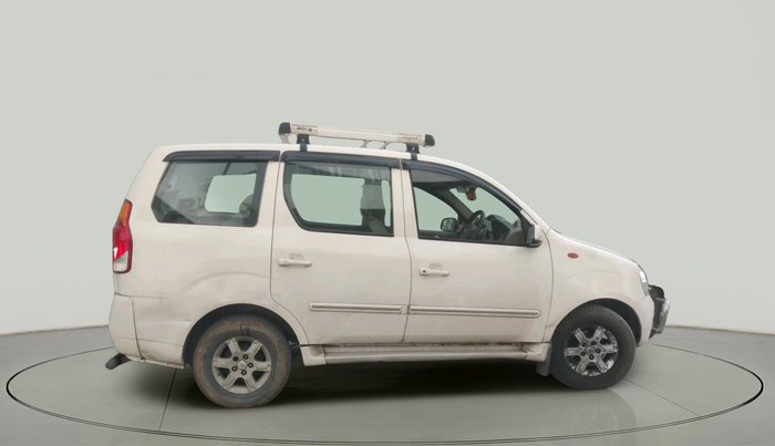 2010 Mahindra Xylo E8 ABS AIRBAG BS-III, Diesel, Manual, 1,59,866 km, exterior