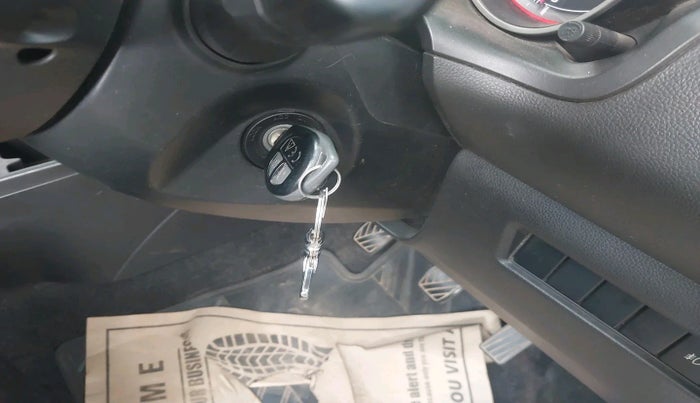 2020 Maruti Swift VXI, Petrol, Manual, 41,930 km, interior