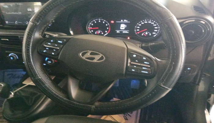 2023 Hyundai GRAND I10 NIOS SPORTZ 1.2 KAPPA VTVT DUAL TONE, Petrol, Manual, 24,940 km, interior