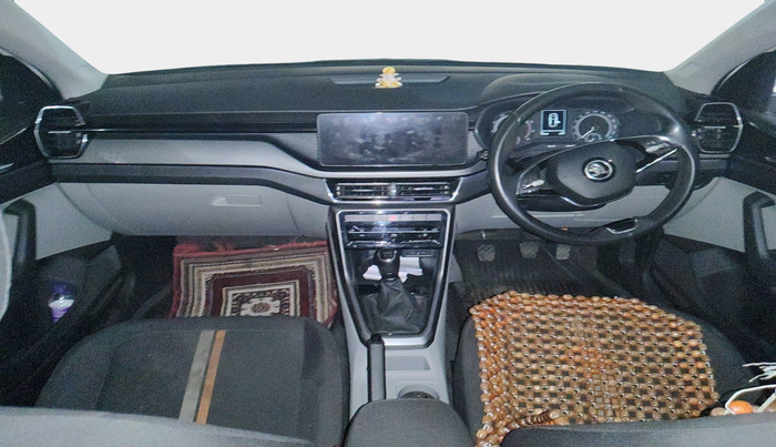 2021 Skoda KUSHAQ AMBITION 1.0L TSI MT, Petrol, Manual, 35,585 km, interior
