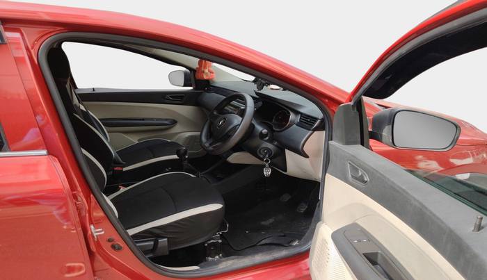 2021 Renault TRIBER RXE MT, Petrol, Manual, 13,619 km, interior