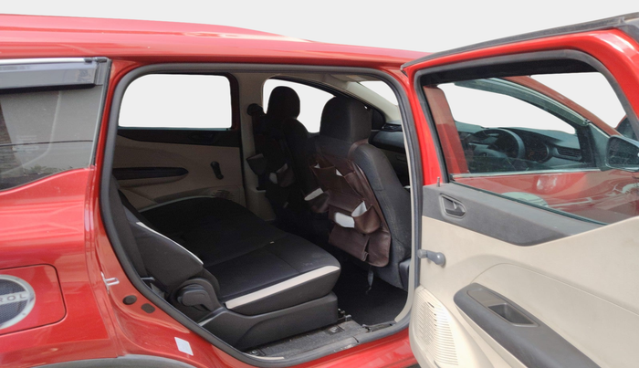 2021 Renault TRIBER RXE MT, Petrol, Manual, 13,619 km, interior