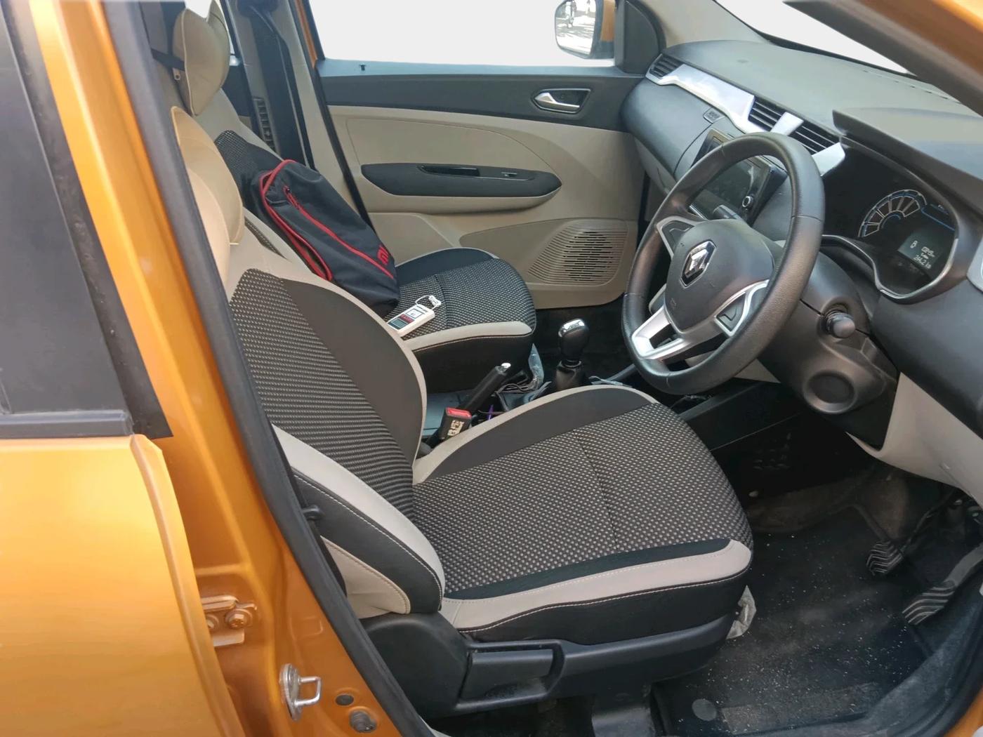 2020 Renault TRIBER RXZ AMT, Petrol, Automatic, 14,000 km, interior
