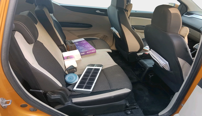 2020 Renault TRIBER RXZ AMT, Petrol, Automatic, 10,849 km, interior