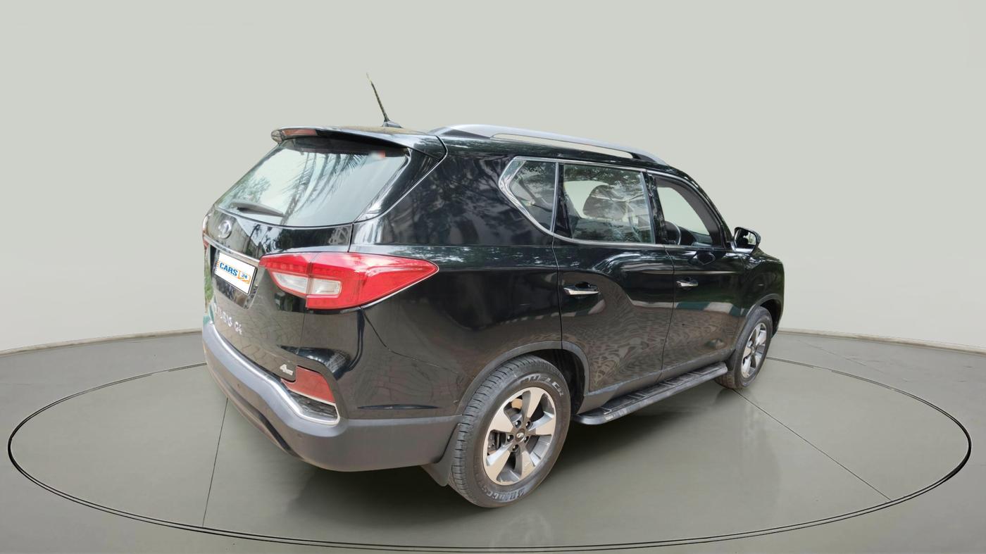 2018 Mahindra ALTURAS G4 4WD AT, Diesel, Automatic, 69,806 km, exterior