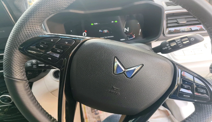 2024 Mahindra XUV 3XO AX7 1.5 Turbo Diesel Autoshift Plus, Diesel, Automatic, 14,854 km, interior