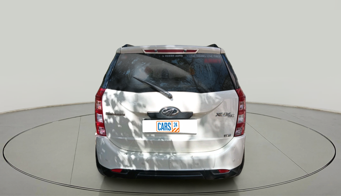 2015 Mahindra XUV500 W4, Diesel, Manual, 1,27,050 km, exterior