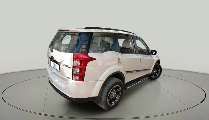 2015 Mahindra XUV500 W4, Diesel, Manual, 1,27,050 km, exterior