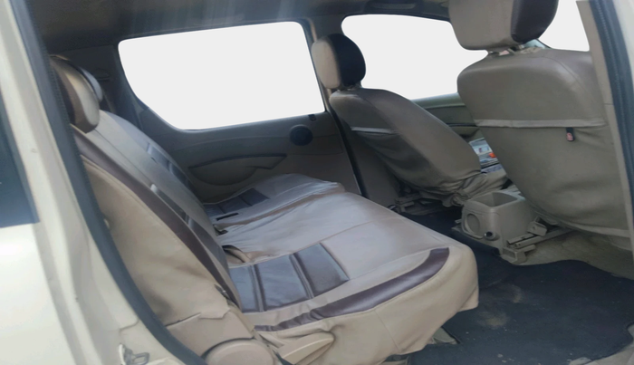 2018 Mahindra Xylo D4, Diesel, Manual, 85,231 km, interior