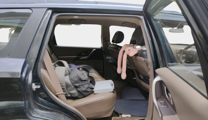 2013 Mahindra XUV500 W8, Diesel, Manual, 82,034 km, interior