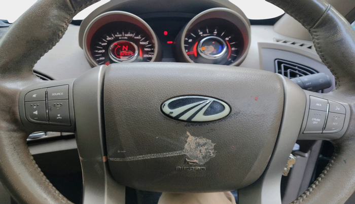 2013 Mahindra XUV500 W8, Diesel, Manual, 82,034 km, interior