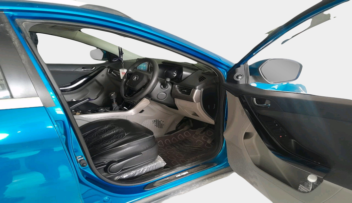 2019 Tata NEXON XZ PLUS PETROL, Petrol, Manual, 35,903 km, interior