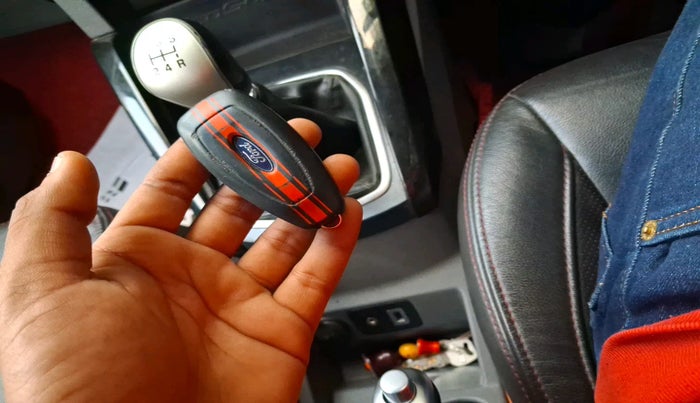 2016 Ford Ecosport TITANIUM 1.5L DIESEL, Diesel, Manual, 1,20,823 km, interior