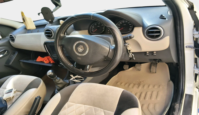 2013 Renault Duster 110 PS RXZ DIESEL, Diesel, Manual, 63,141 km, interior