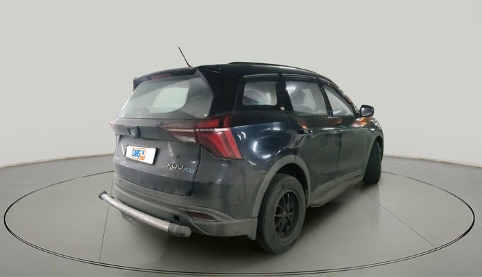 2022 Mahindra XUV700 MX P MT 5 STR, Petrol, Manual, 81,575 km, exterior