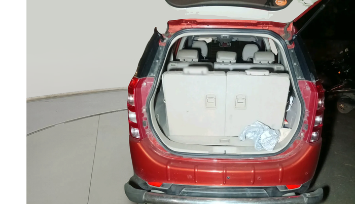 2016 Mahindra XUV500 W8, Diesel, Manual, 78,513 km, exterior