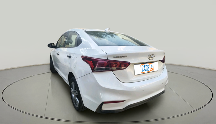 2017 Hyundai Verna 1.6 CRDI SX (O), Diesel, Manual, 1,67,116 km, exterior