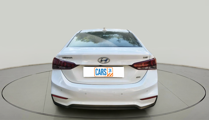 2017 Hyundai Verna 1.6 CRDI SX (O), Diesel, Manual, 1,67,116 km, exterior