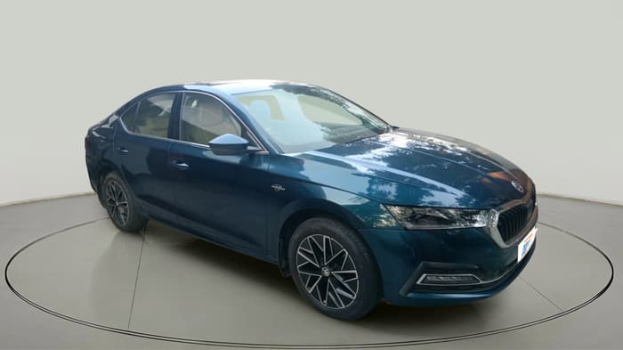 2021 Skoda Octavia L&K 2.0 AT, Petrol, Automatic, 31,388 km, exterior