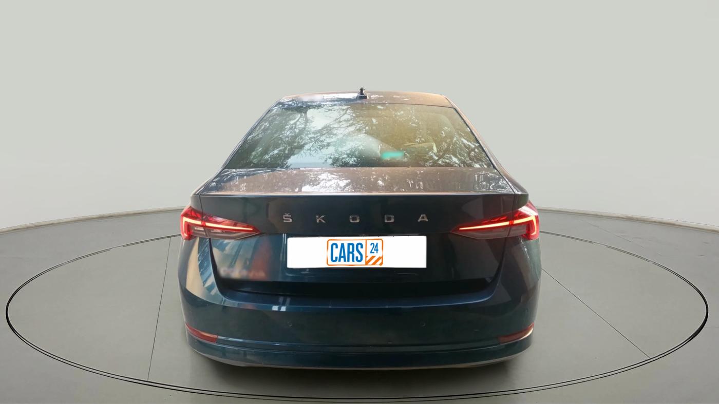 2021 Skoda Octavia L&K 2.0 AT, Petrol, Automatic, 31,388 km, exterior