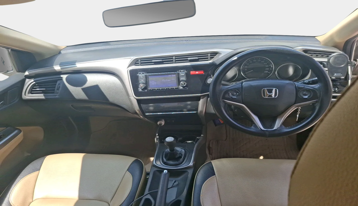 2014 Honda City 1.5L I-VTEC V MT, Petrol, Manual, 1,27,539 km, interior