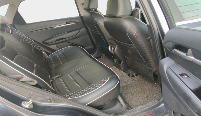 2020 KIA SONET HTK 1.2, Petrol, Manual, 43,644 km, interior