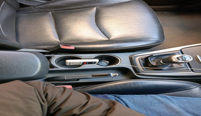 2015 Hyundai New Elantra 1.6 S MT DIESEL, Diesel, Manual, 1,79,765 km, interior