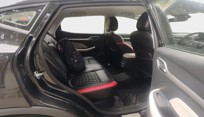 2022 MG ASTOR SUPER 1.5 MT, Petrol, Manual, 39,571 km, interior