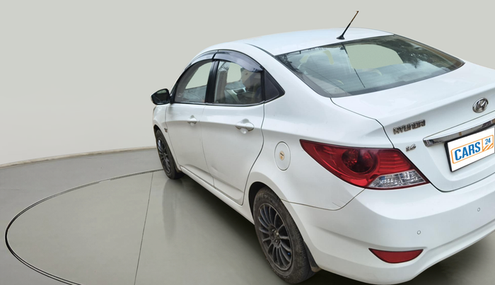 2011 Hyundai Verna FLUIDIC 1.6 CRDI EX, Diesel, Manual, 2,14,553 km, exterior