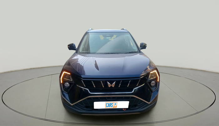 2024 Mahindra XUV 3XO AX5L 1.2 TGDi, Petrol, Manual, 15,603 km, exterior