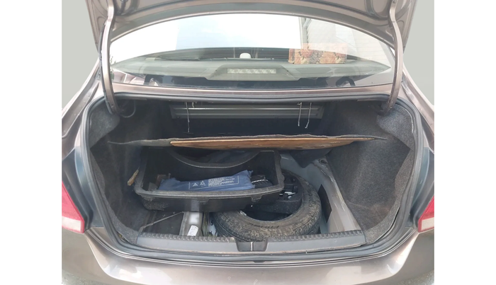 2014 Volkswagen Vento COMFORTLINE 1.5 AT, Diesel, Automatic, 82,598 km, exterior