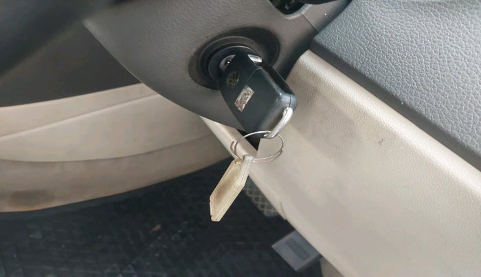 2014 Volkswagen Vento COMFORTLINE 1.5 AT, Diesel, Automatic, 82,598 km, interior