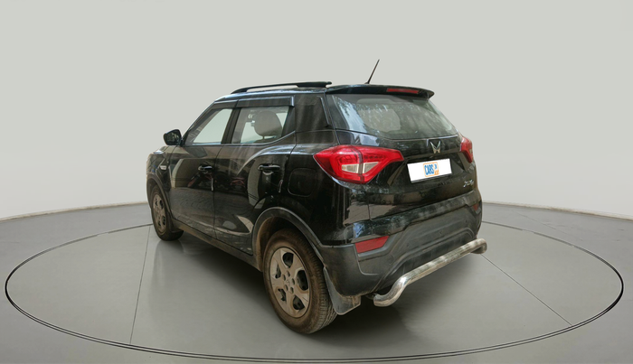 2023 Mahindra XUV300 W6 1.2 PETROL, Petrol, Manual, 5,993 km, exterior
