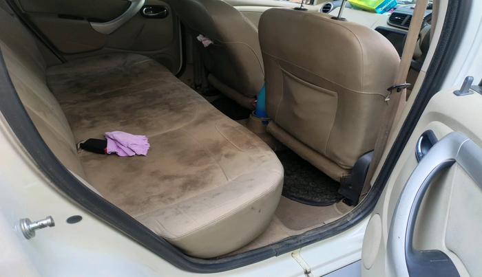 2016 Nissan Terrano XL (P), Petrol, Manual, 97,781 km, interior