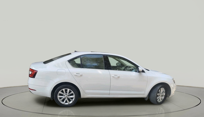 2018 Skoda Octavia 2.0 TDI L&K AT, Diesel, Automatic, 1,25,260 km, exterior