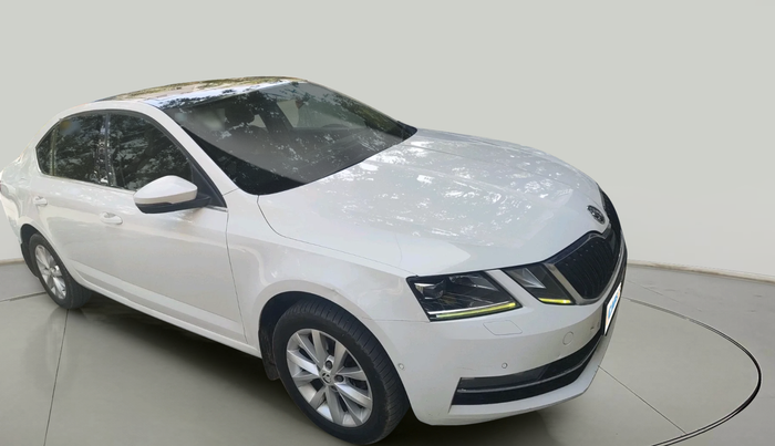 2018 Skoda Octavia 2.0 TDI L&K AT, Diesel, Automatic, 1,25,260 km, exterior