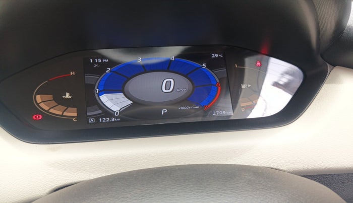 2022 Nissan MAGNITE XV TURBO CVT, Petrol, Automatic, 2,709 km, interior