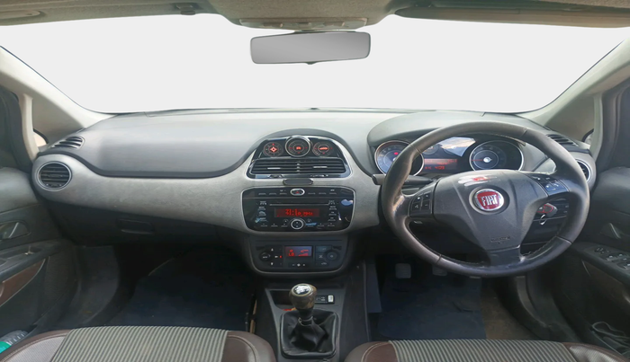 2015 Fiat Avventura EMOTION MULTIJET 1.3, Diesel, Manual, 79,629 km, interior