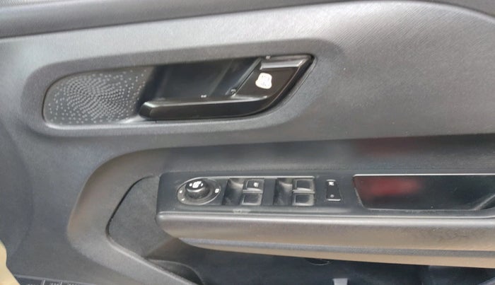 2022 Tata PUNCH CREATIVE 1.2 AMT KAZIRANGA EDITION , Petrol, Automatic, 35,531 km, interior