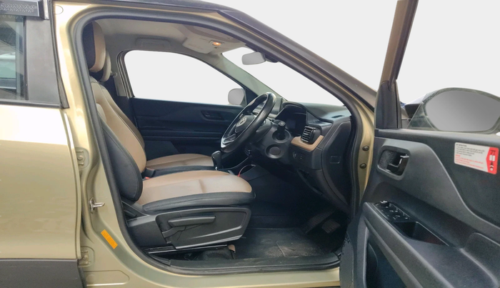 2022 Tata PUNCH CREATIVE 1.2 AMT KAZIRANGA EDITION , Petrol, Automatic, 35,531 km, interior