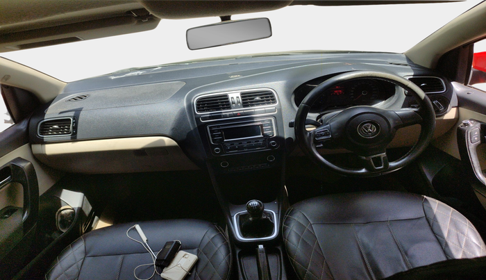 2013 Volkswagen Polo HIGHLINE DIESEL, Diesel, Manual, 1,00,779 km, interior