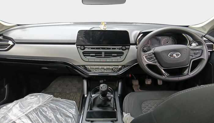 2022 Tata Harrier XT PLUS 2.0L KRYOTEC DARK EDITON, Diesel, Manual, 25,841 km, interior