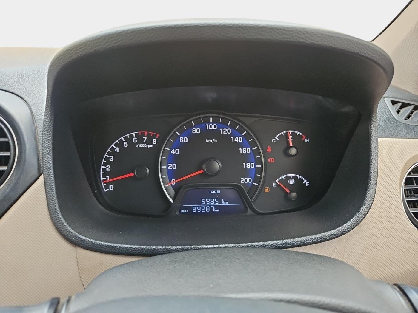 2019 Hyundai Xcent S 1.2, Petrol, Manual, 89,287 km, interior