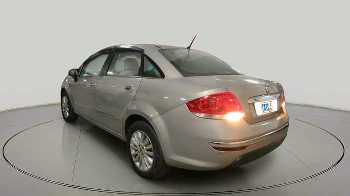 2014 Fiat Linea EMOTION 1.3, Diesel, Manual, 85,484 km, exterior